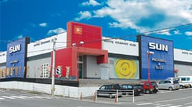 サン亀山店
